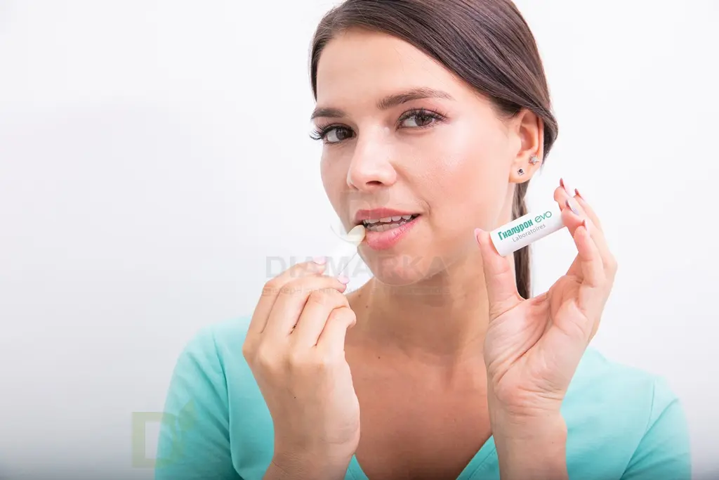 Гигиеническая помада Гиалурон EVO Моментальное увлажнение, 2,8 г в Екатеринбурге